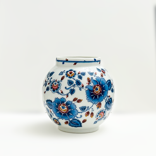1979 Estee Lauder Porcelain Powder Jar